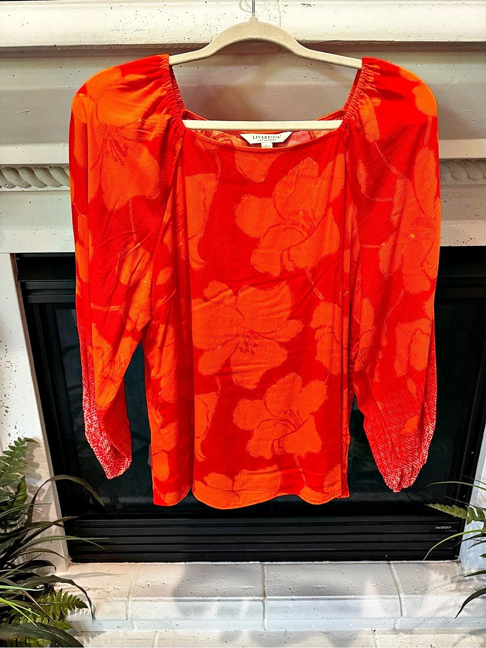 Liverpool Floral Blouse in Orange & Pink Size Large Like New